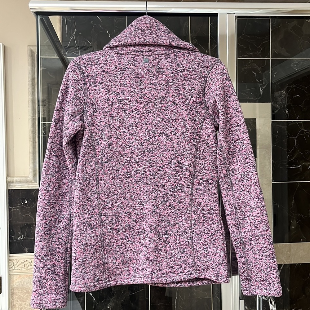 Mountain Warehouse top, size US 4. NWOT. - Picture 4 of 6